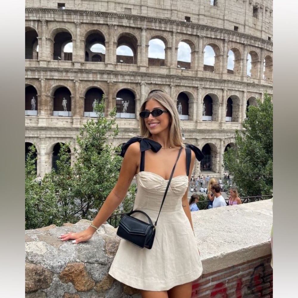 ZARA BLOGGERS’ FAVORITE RUFFLED MINI DRESS